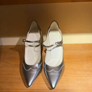 HERMES vintage pointed toe heels silver
